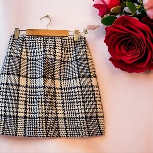 H & M Y2K Classic Black and White Houndstooth Mini Skirt Preppy School Girl 2